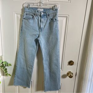 A & F 90’s relaxed high rise straight leg jeans 26/2